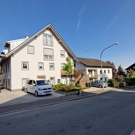 Appartment-Ferienwohnung Mit Kueche, Bad, Kostenlos Wlan, Modern Eingerichtet Roding Dış mekan fotoğraf