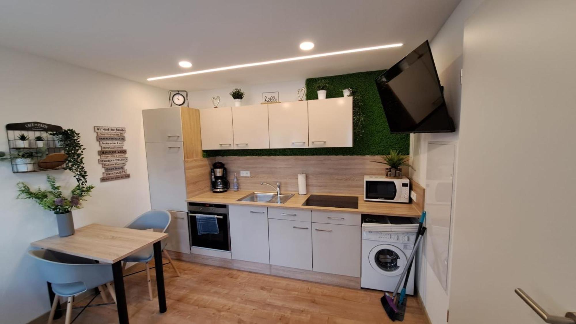 Appartment-Ferienwohnung Mit Kueche, Bad, Kostenlos Wlan, Modern Eingerichtet Roding Dış mekan fotoğraf